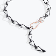ELIKA LARGE CHAIN TITANIUM & PAVÈ