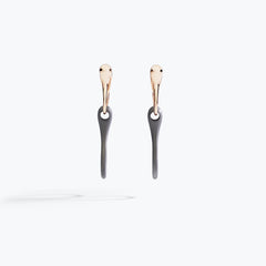 ELIKA CHAIN EARRINGS TITANIUM & GOLD